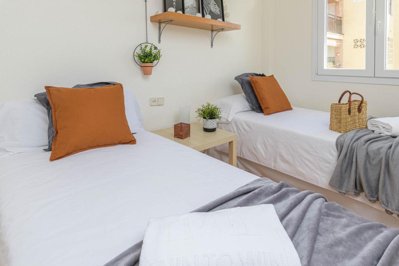 Wintowinrentals 1St Linea De Playa Vista Al Mar Y Piscina La Cala Del Moral المظهر الخارجي الصورة